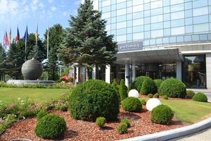 Alojamiento - Pullman Bucharest