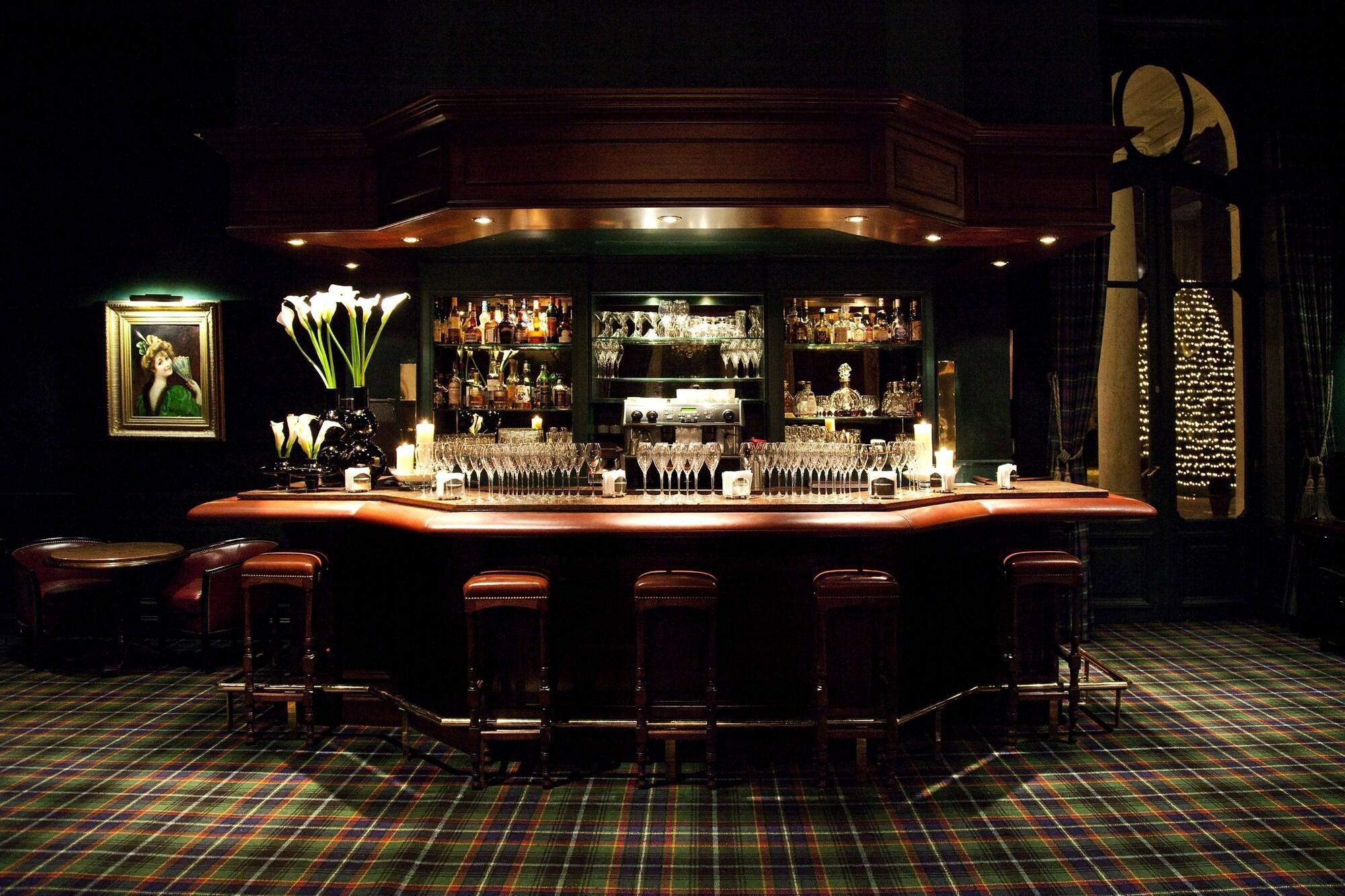 Bar/Salón Domaine Les Crayeres