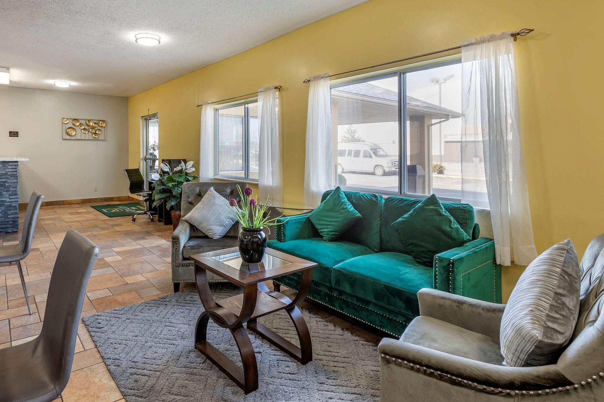 Vista Lobby Quality Inn Kirksville