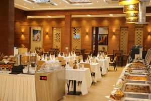 Actividad - Sala VIP Plaza Premium - Salidas Internacionales T2