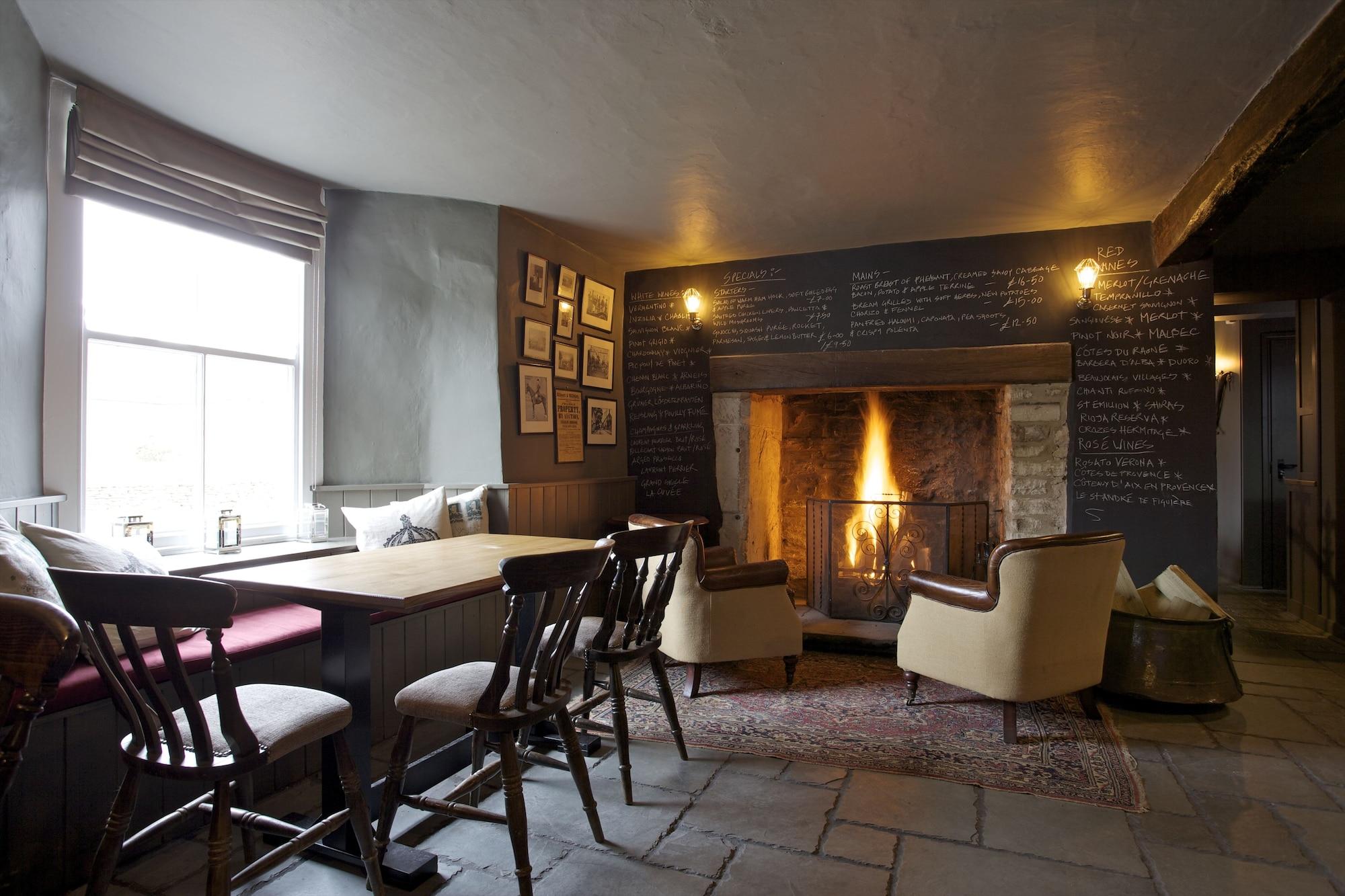 Vista Lobby The Kings Arms