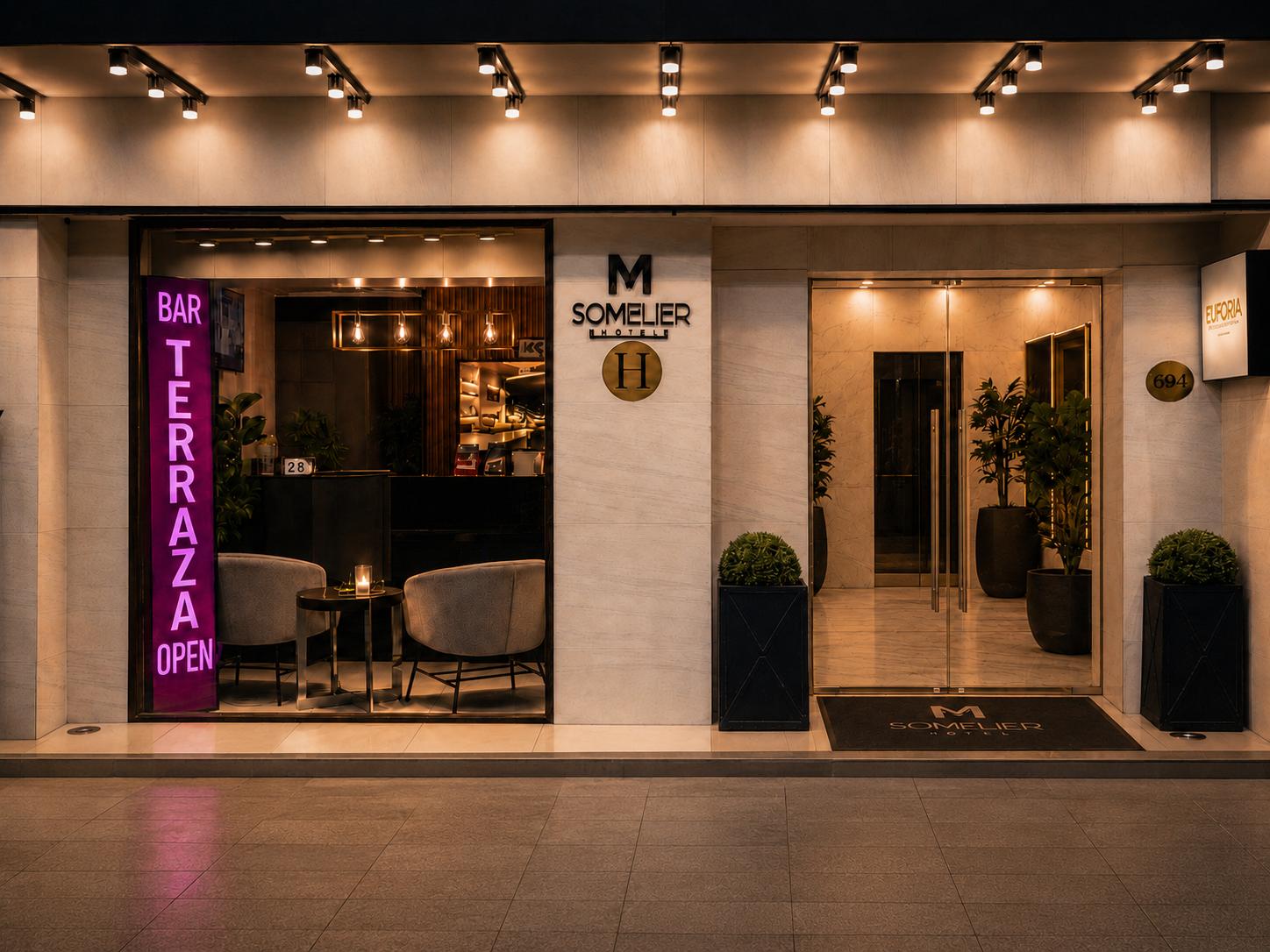 Vista Lobby Hotel Sommelier Agustinas