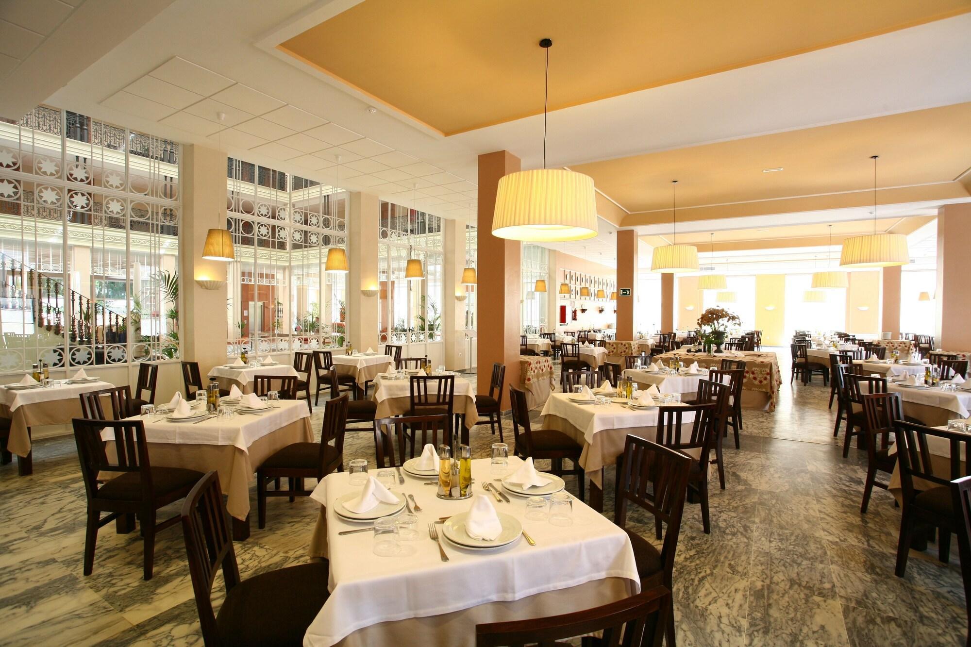 Restaurant Gran Hotel Aqualange - Balneario De Alange