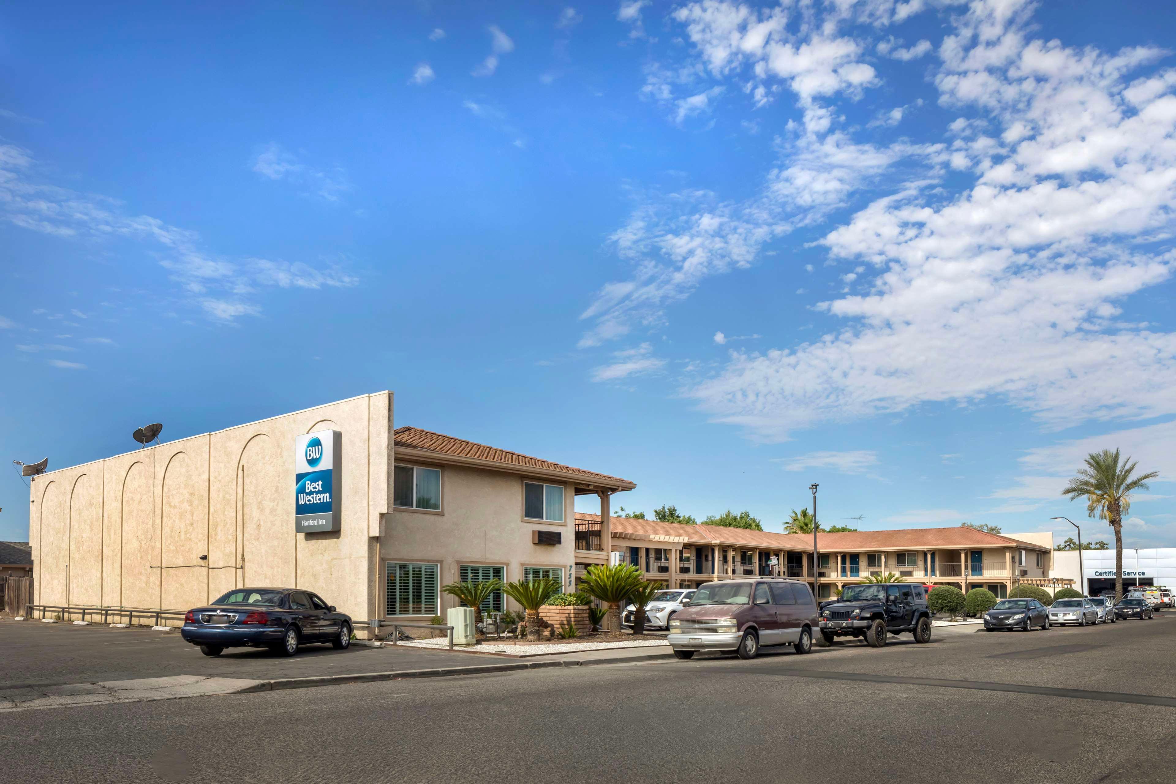Vista Exterior Best Western Hanford Inn