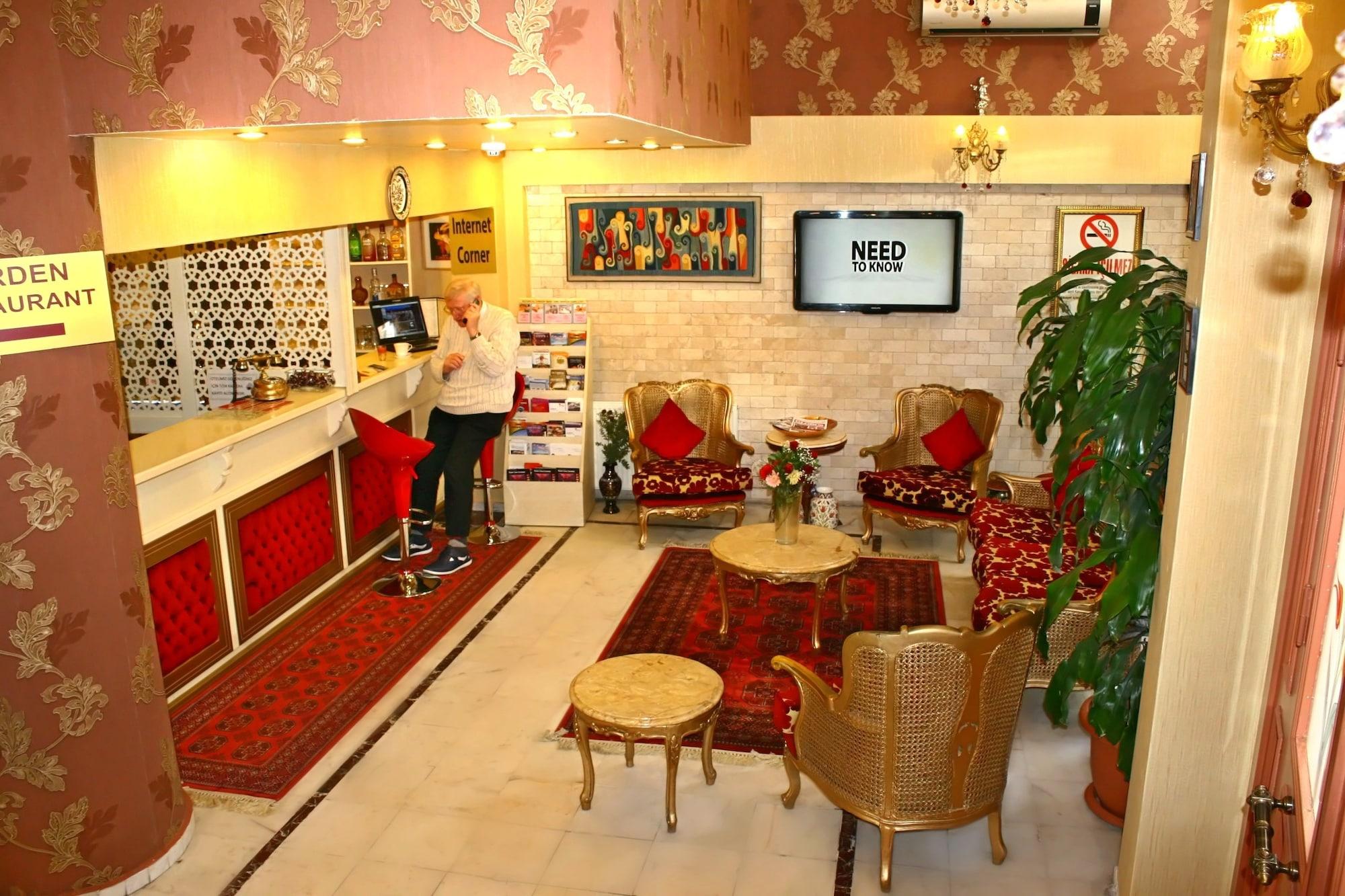 Bar/Salón Divas Hotel