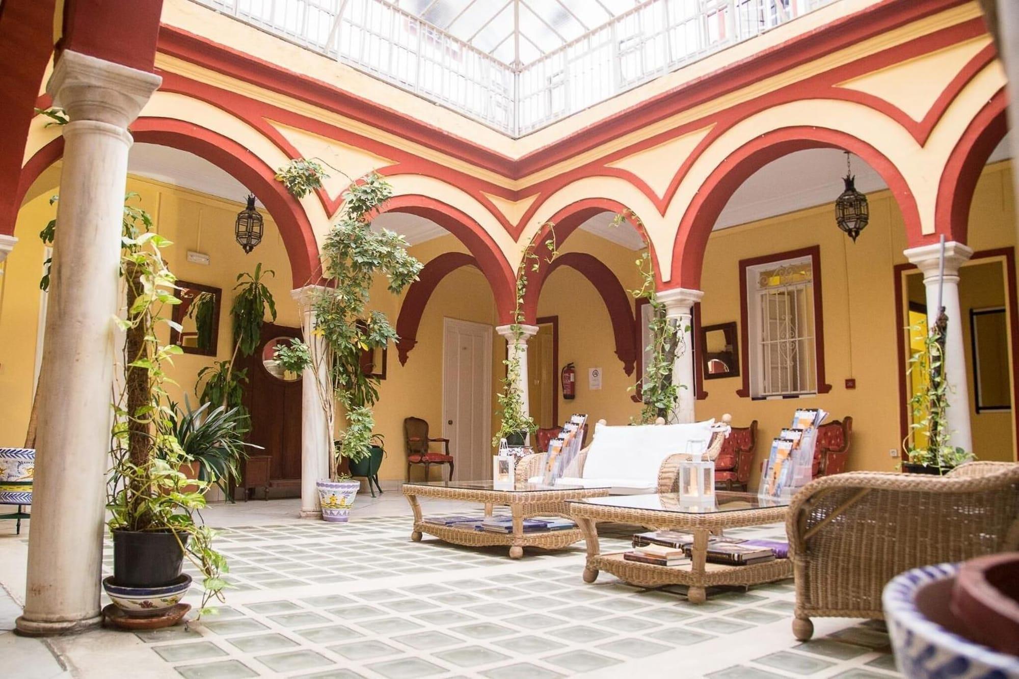 Vista Lobby Hostal Sierpes
