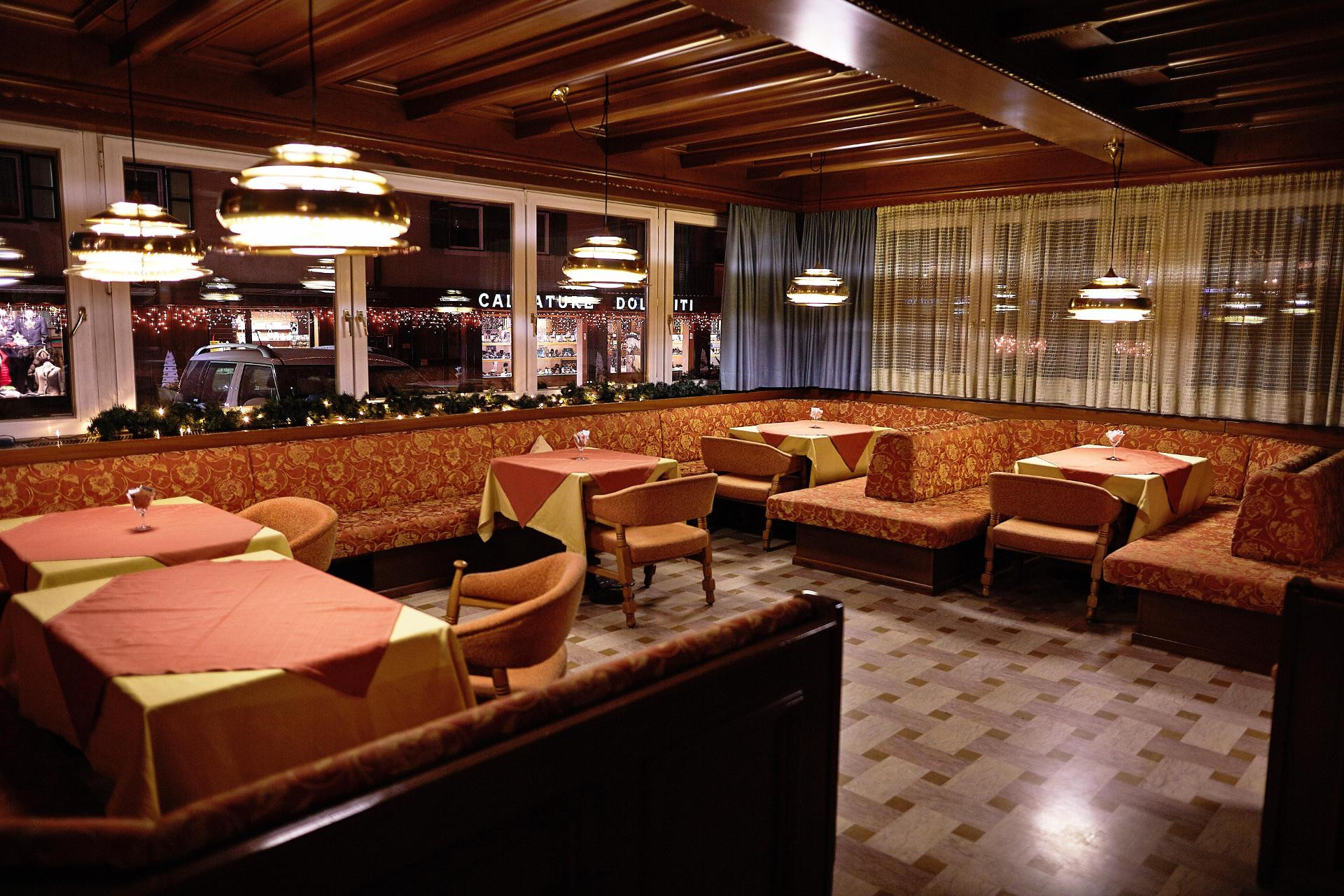 Bar/Salón Gh Hotel Monzoni