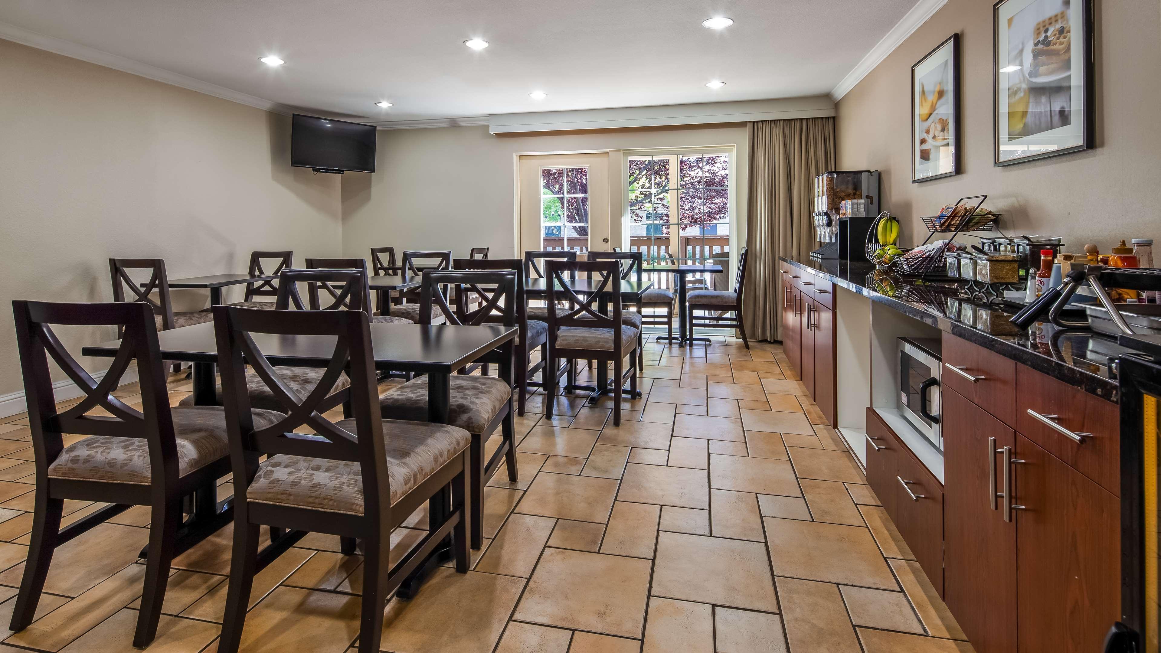 Restaurant Best Western Danville Sycamore Inn