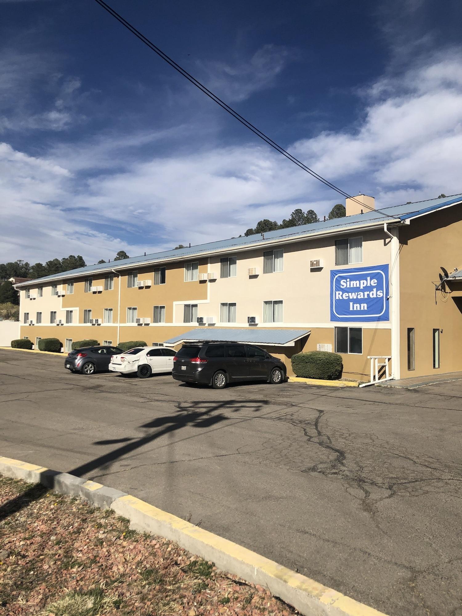Vista Exterior Simple Rewards Inn