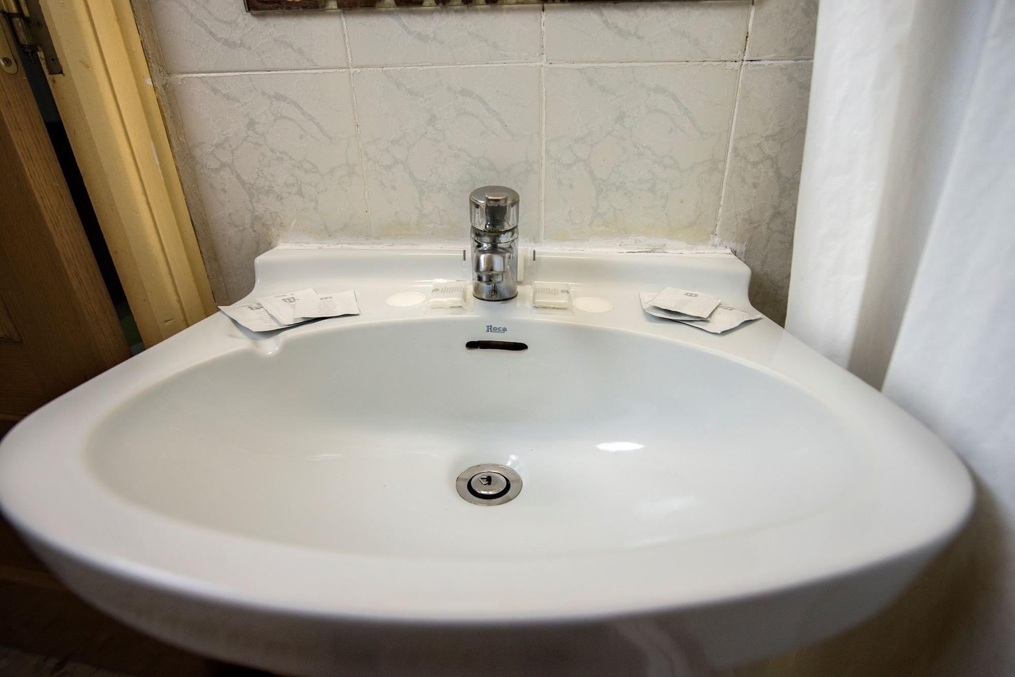 Equipamiento de Habitación Hostal Santa Bárbara