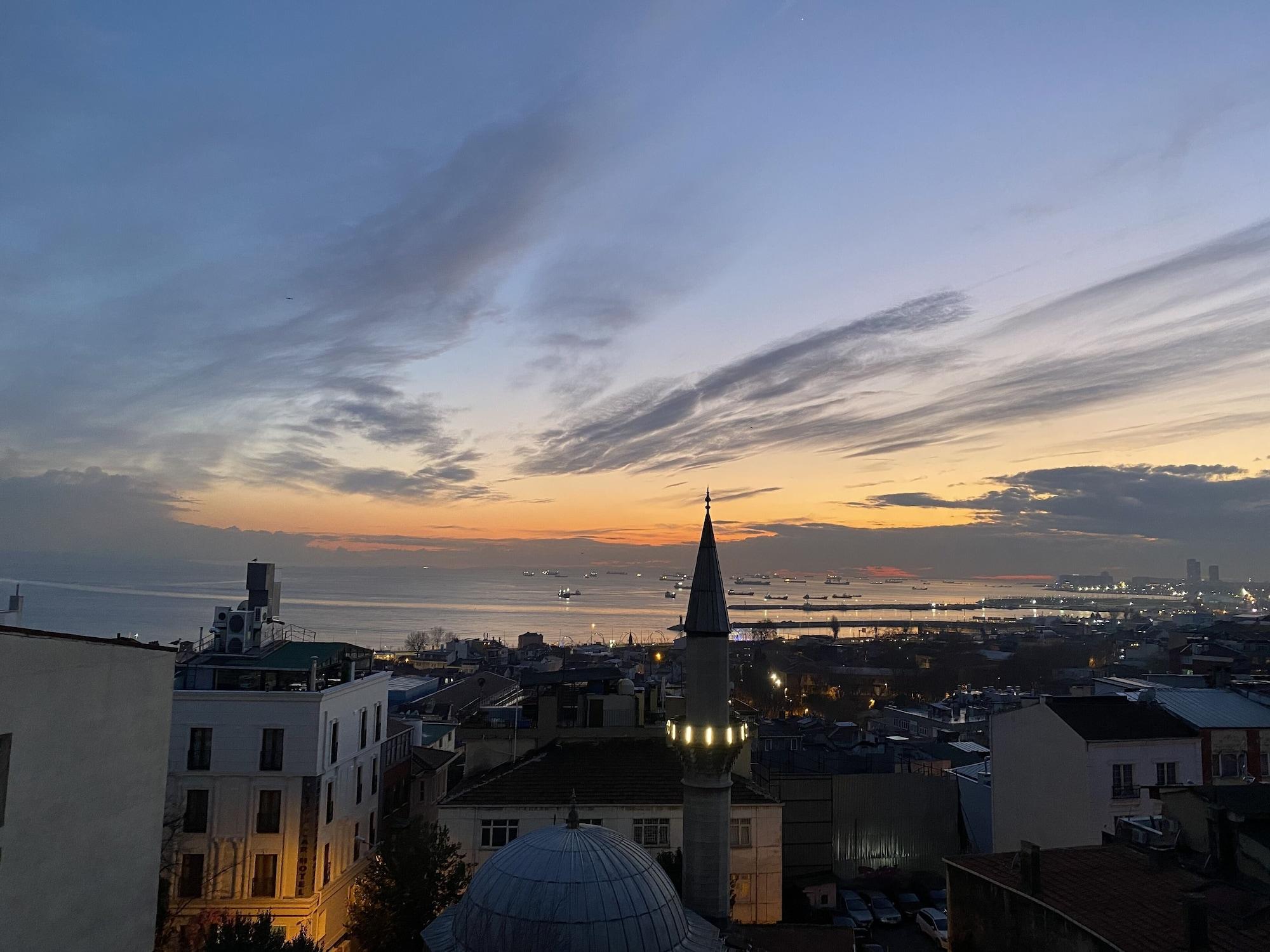 Varios Muyan Suites - Special Class