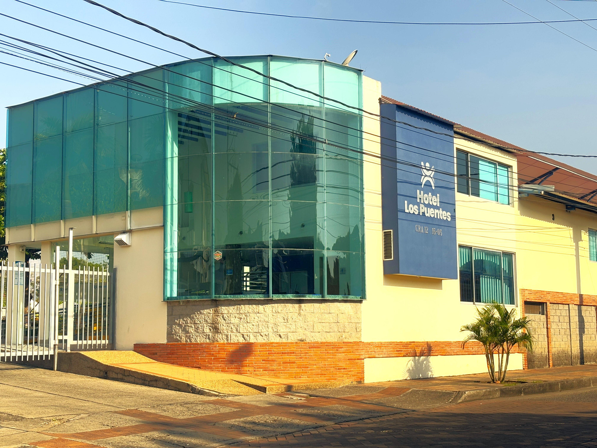 Vista Exterior Hotel Los Puentes - Comfacundi
