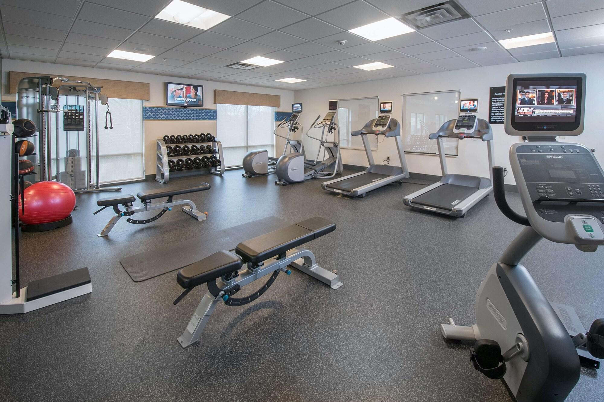 Gimnasio Hampton Inn & Suites Selma-San Antonio-Randolph AFB Texas