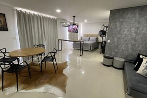 Alquiler Vacacional - 7seas - Hermoso apartamento de concepto abierto con VISTA INCREÍBLE