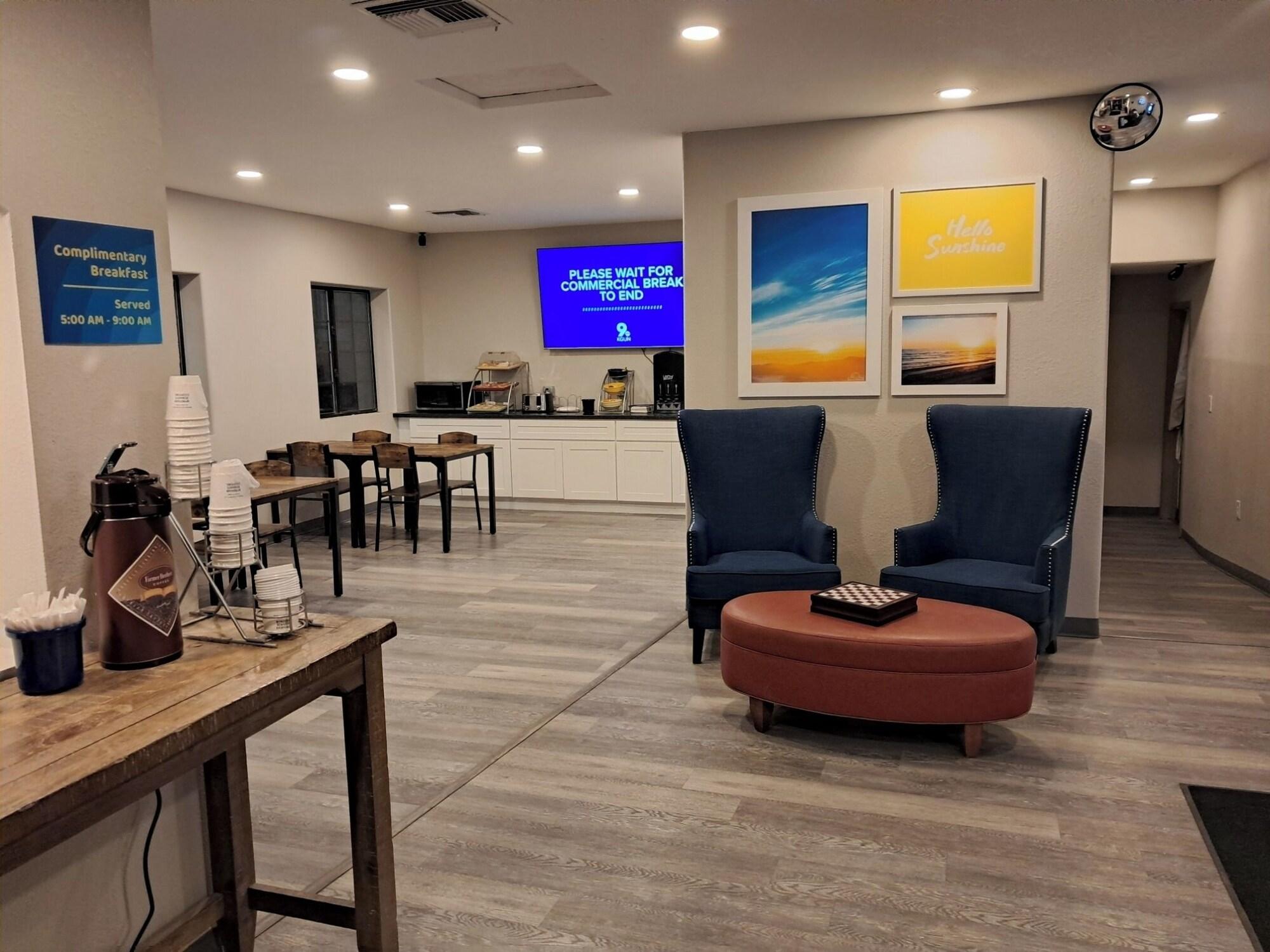 Vista Lobby Days Inn by Wyndham Safford, AZ