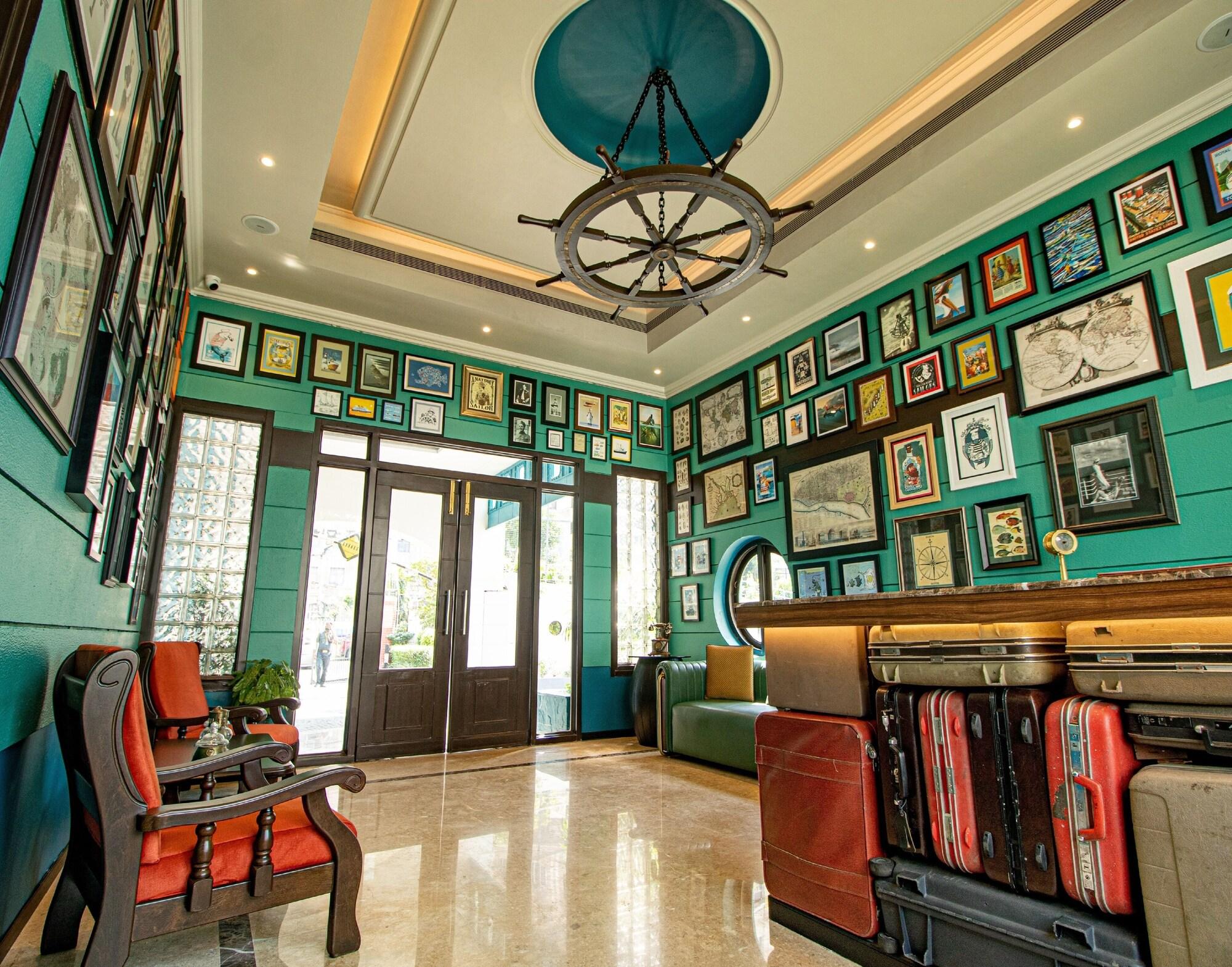 Vista Lobby Polo Floatel Kolkata