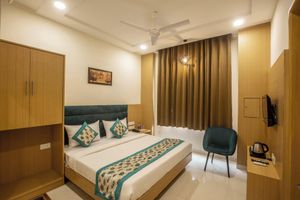 Alojamiento - Hotel Triton Grand