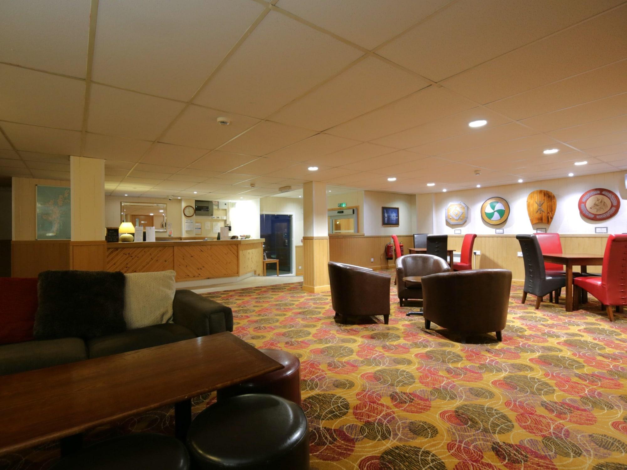 Vista Lobby Brae Hotel