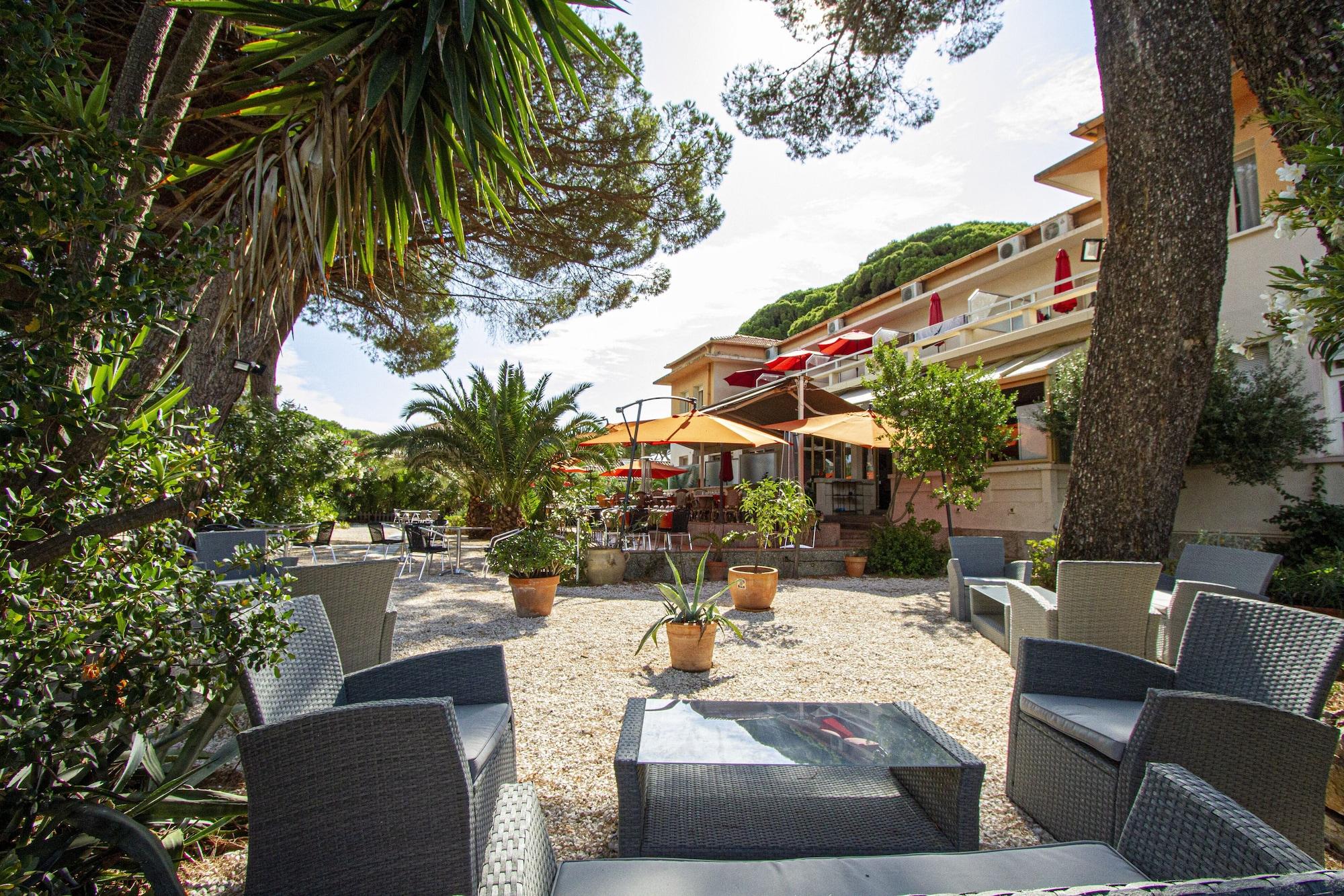 Varios Hotel le Ceinturon
