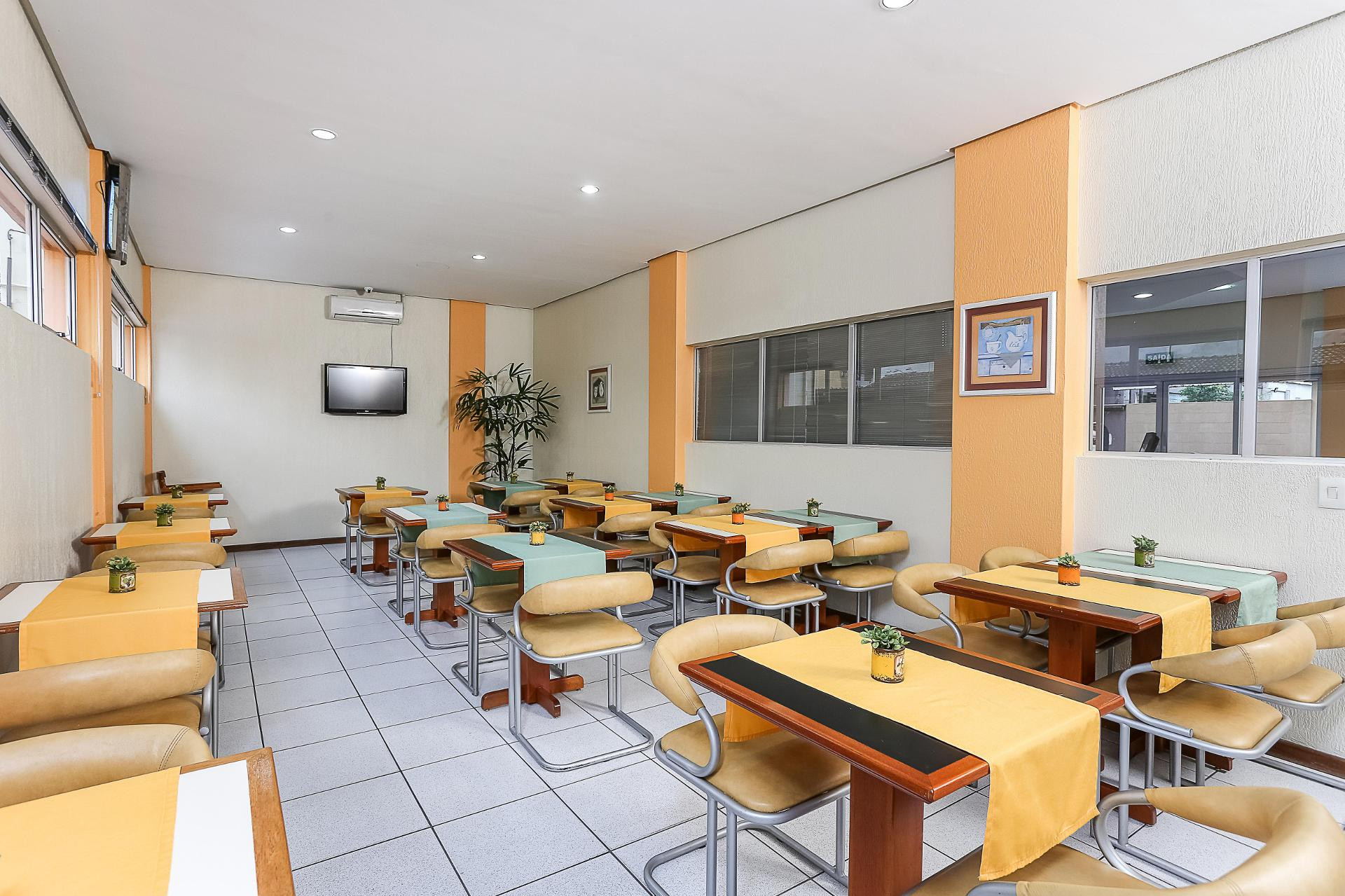Restaurant Hotel Express São Leopoldo