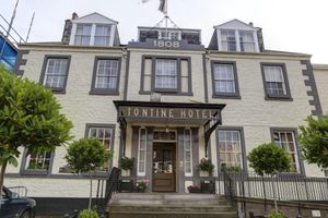 Alojamiento - The Tontine Hotel