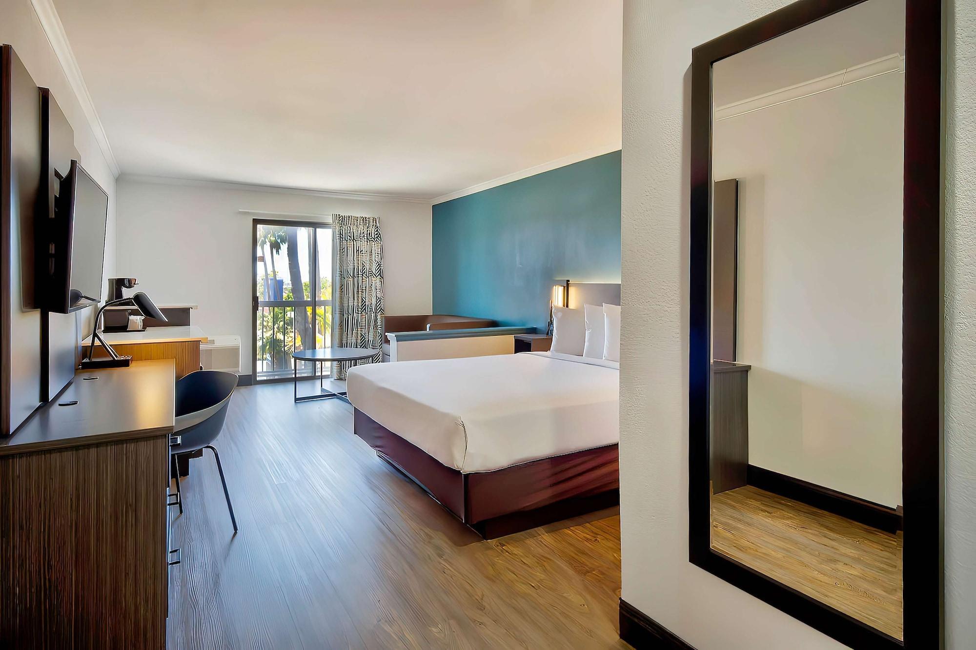 Habitación Studio 6 Suites Lawndale, CA – South Bay