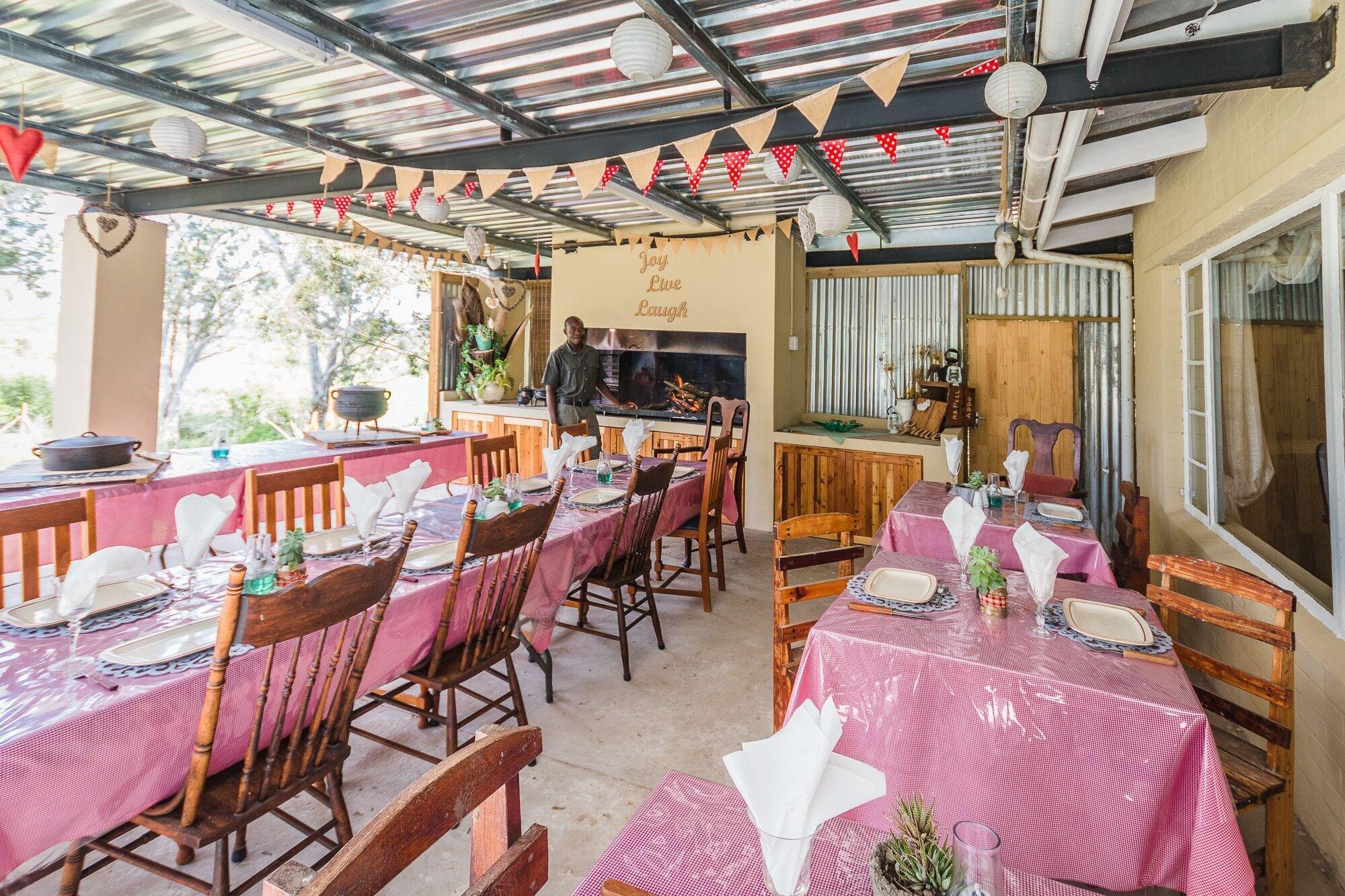 Bar/Salón Homestead B B