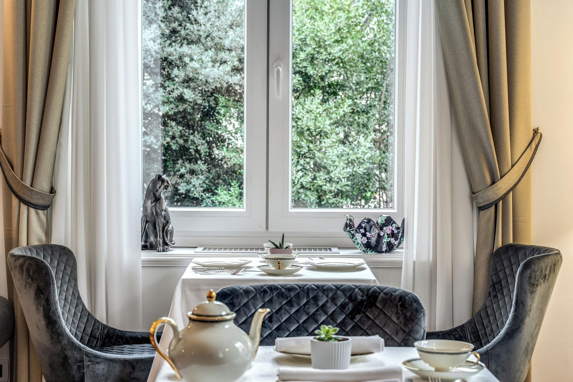 Sala de Reuniones Mangili Garden Hotel