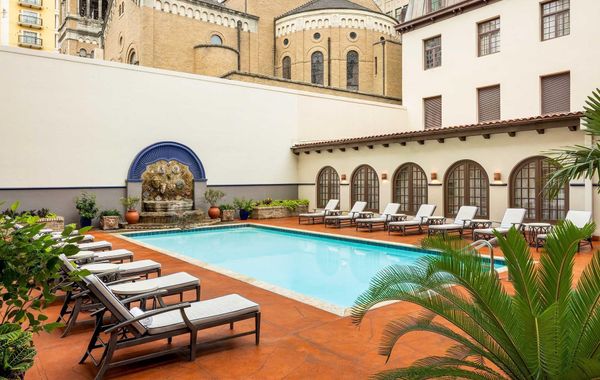 Omni La Mansion del Rio