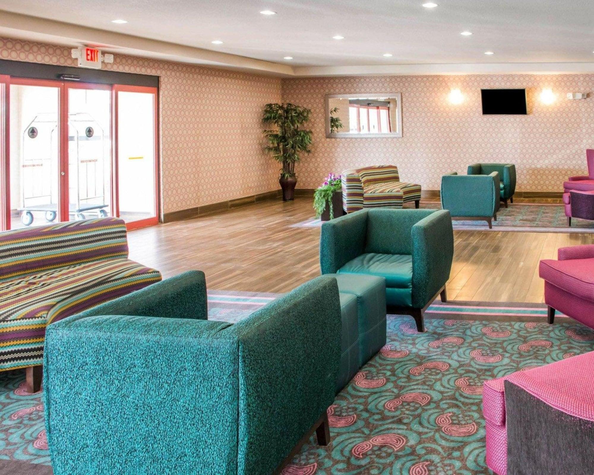 Vista Lobby Comfort Inn & Suites San Marcos near Outlet Mall