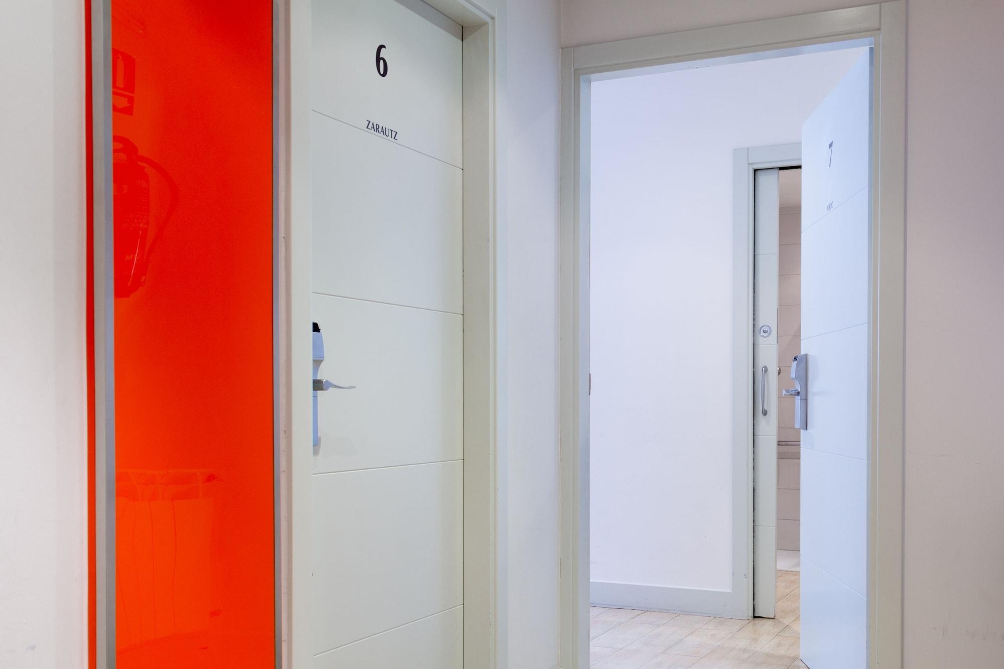 Varios Pensión Ekia Pentsioa