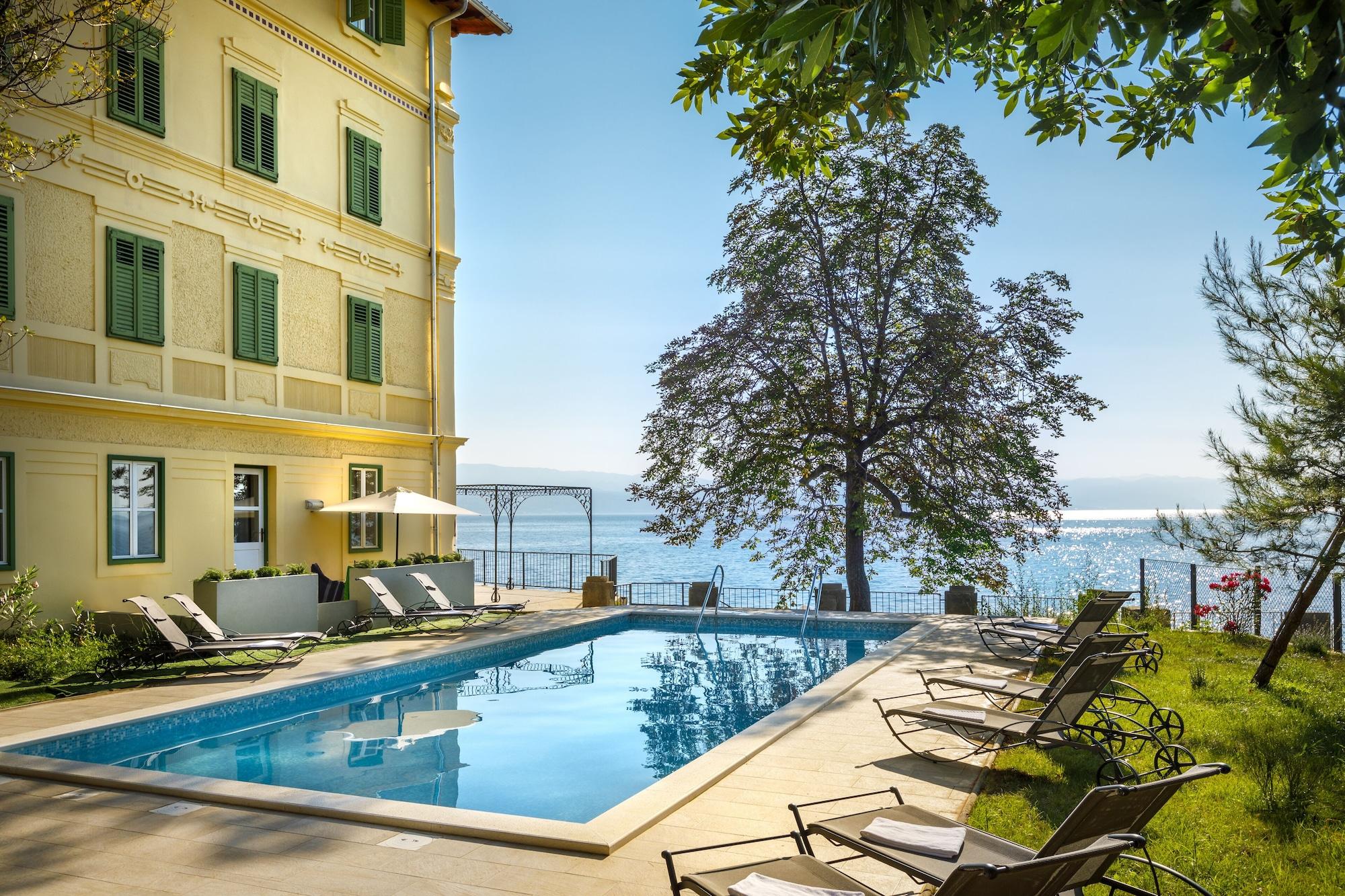 Varios Apartments Belvedere - Liburnia