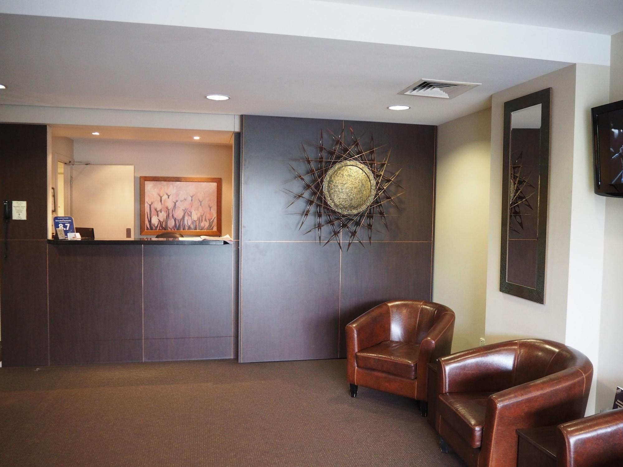 Vista Lobby St Ives Apartments