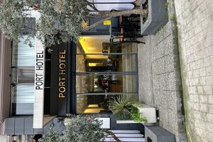 Alojamiento - Port Hotel