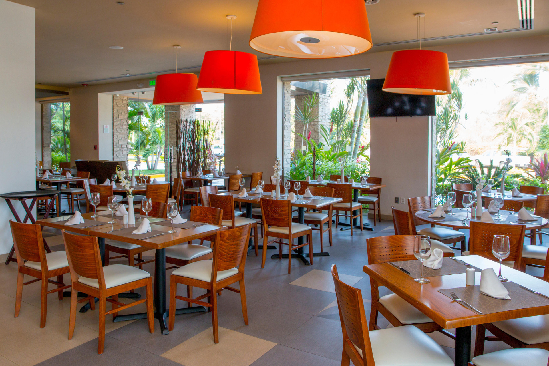 Restaurant Holiday Inn Acapulco La Isla by IHG