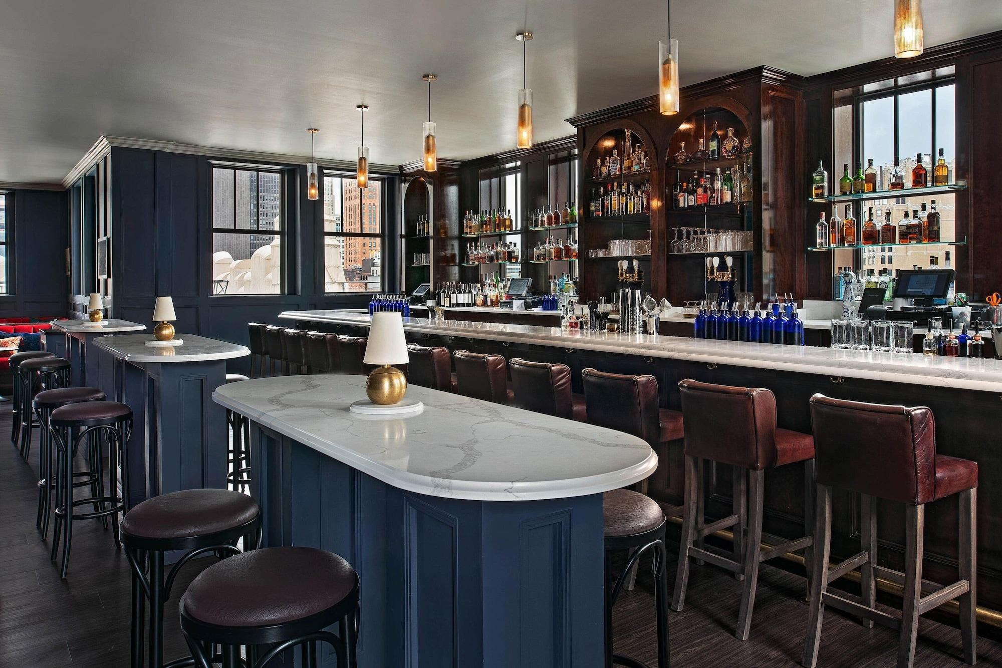 Restaurant Element by Marriott Detroit at The Metropolitan