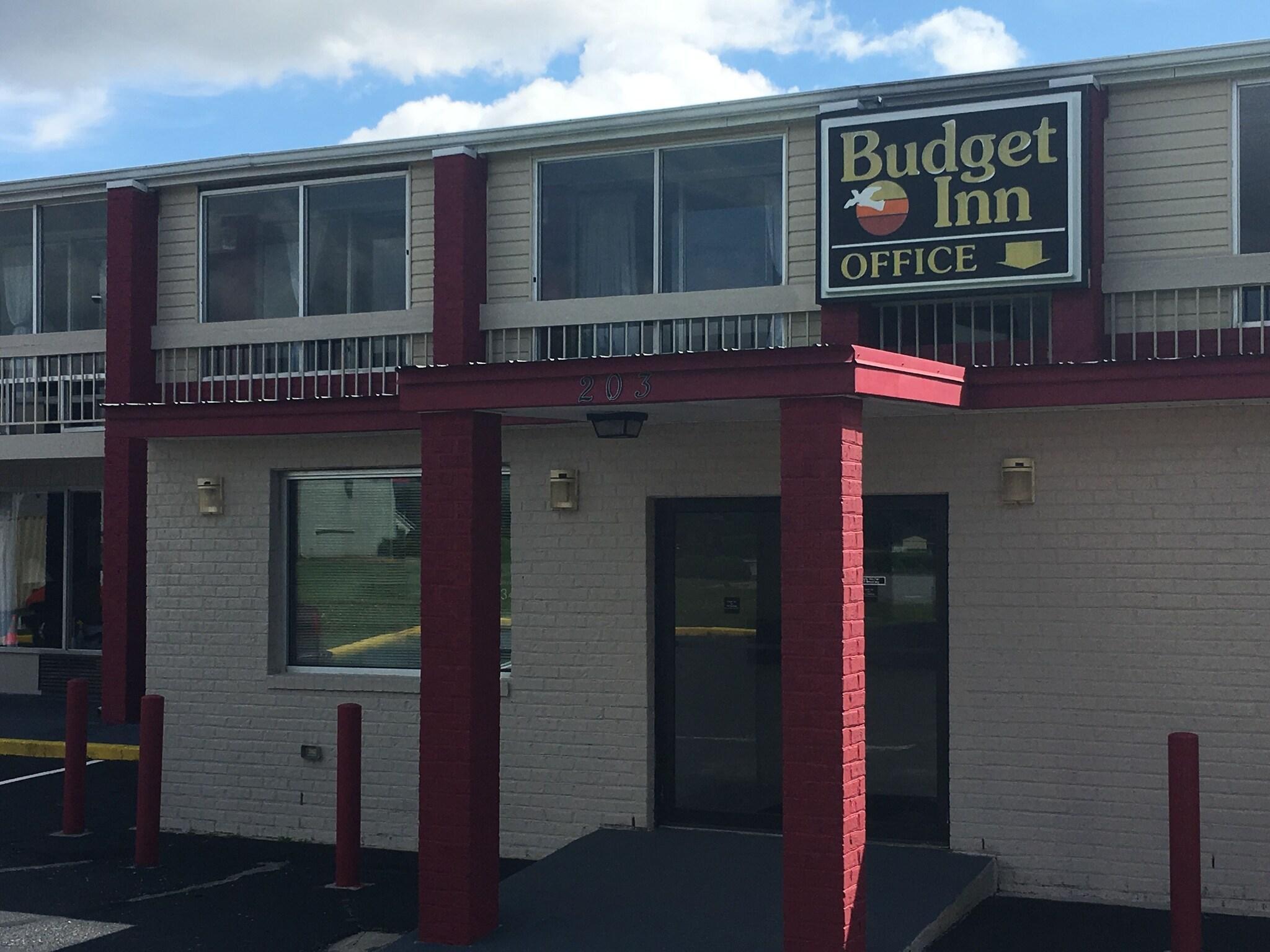 Vista Exterior Budget Inn Tarboro
