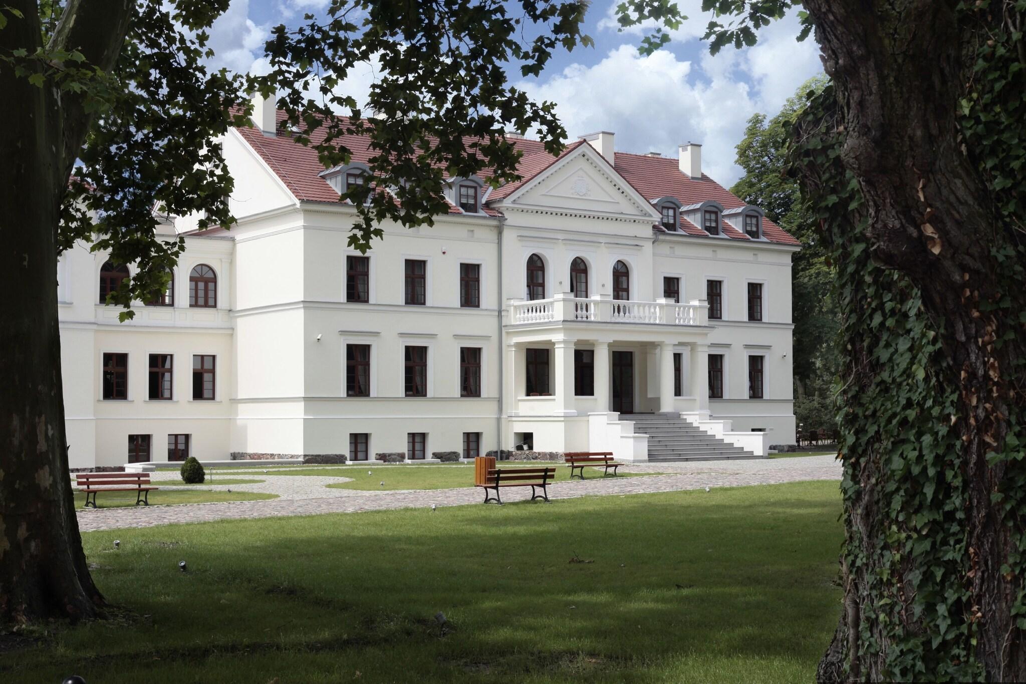 Vista Exterior Hanza Pałac Wellness&SPA