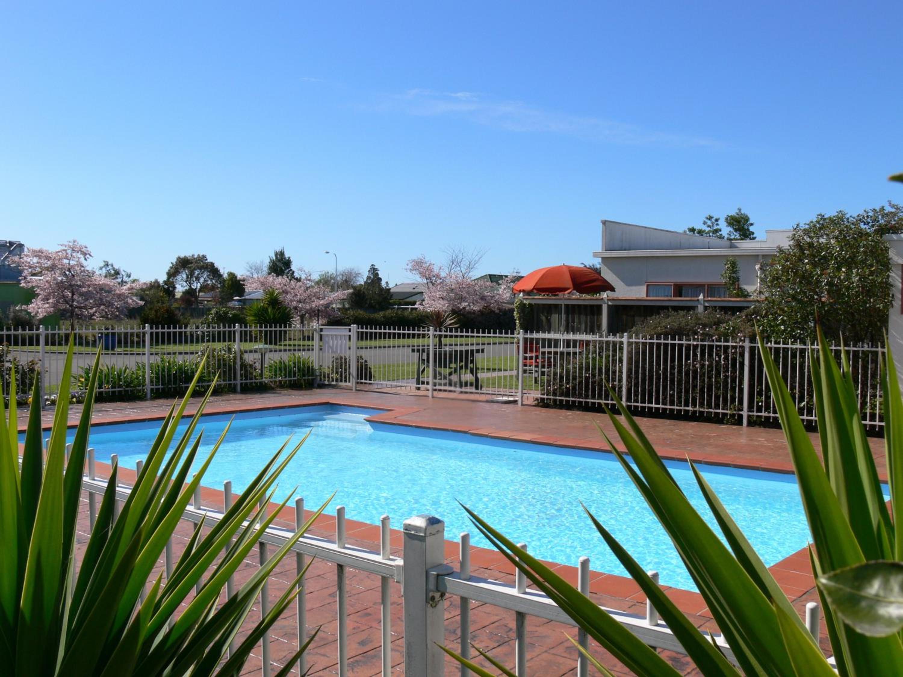 Vista Piscina Valdez Motor Lodge