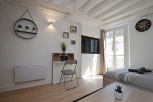 Alquiler Vacacional - Indo-French Entire Studio at Insead Fontaineblea perfect for getaway.