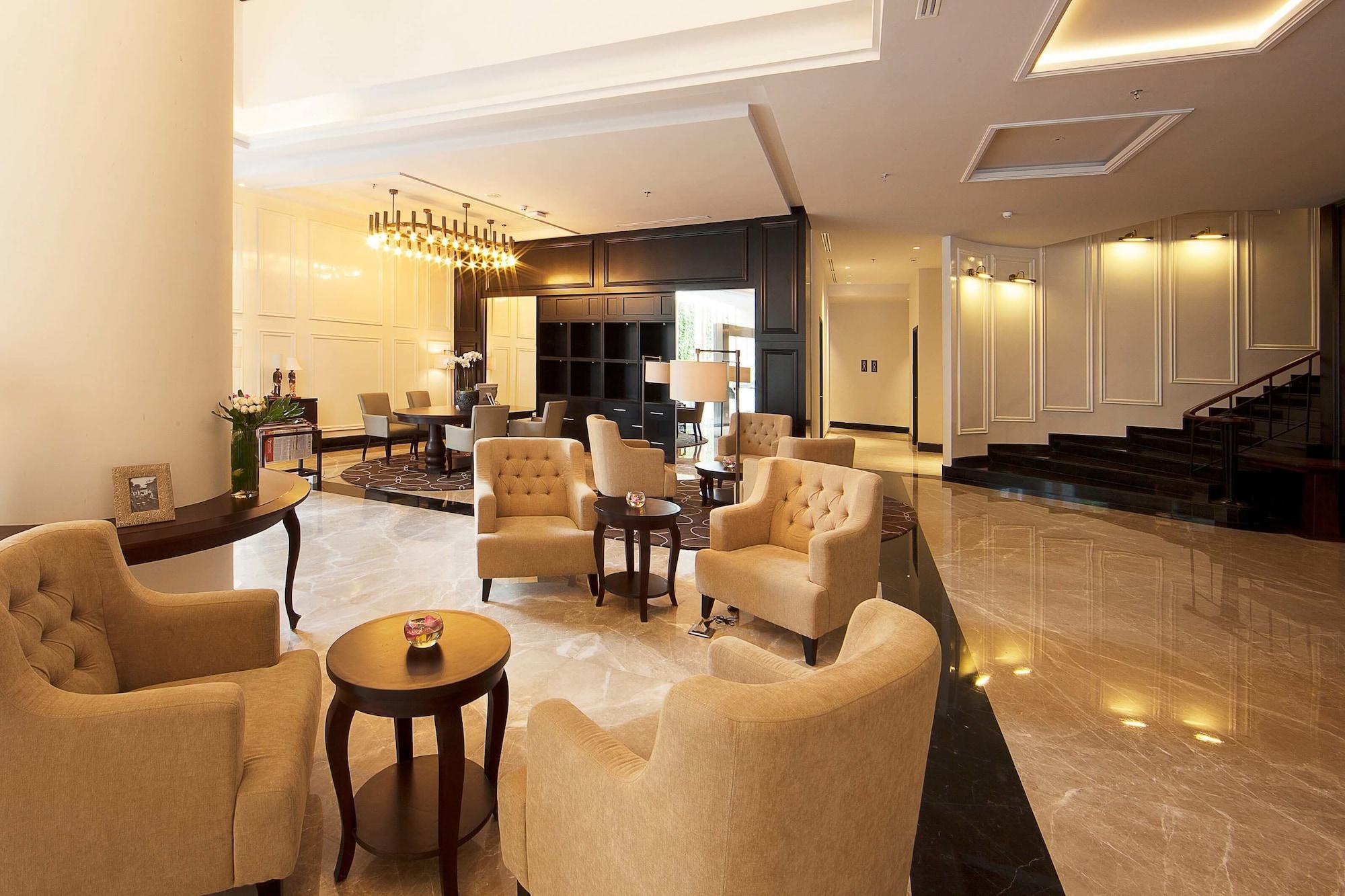 Vista Lobby Hotel De Paviljoen