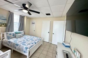 Alquiler Vacacional - Waterfront,Boat Dock, Pool & Hot Tub,Grills, 2 Blocks from the Beach. Sleeps 8-9