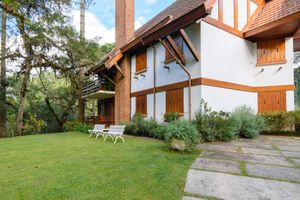 Alquiler Vacacional - Apartamento com lareira e jardim perto do Capivari