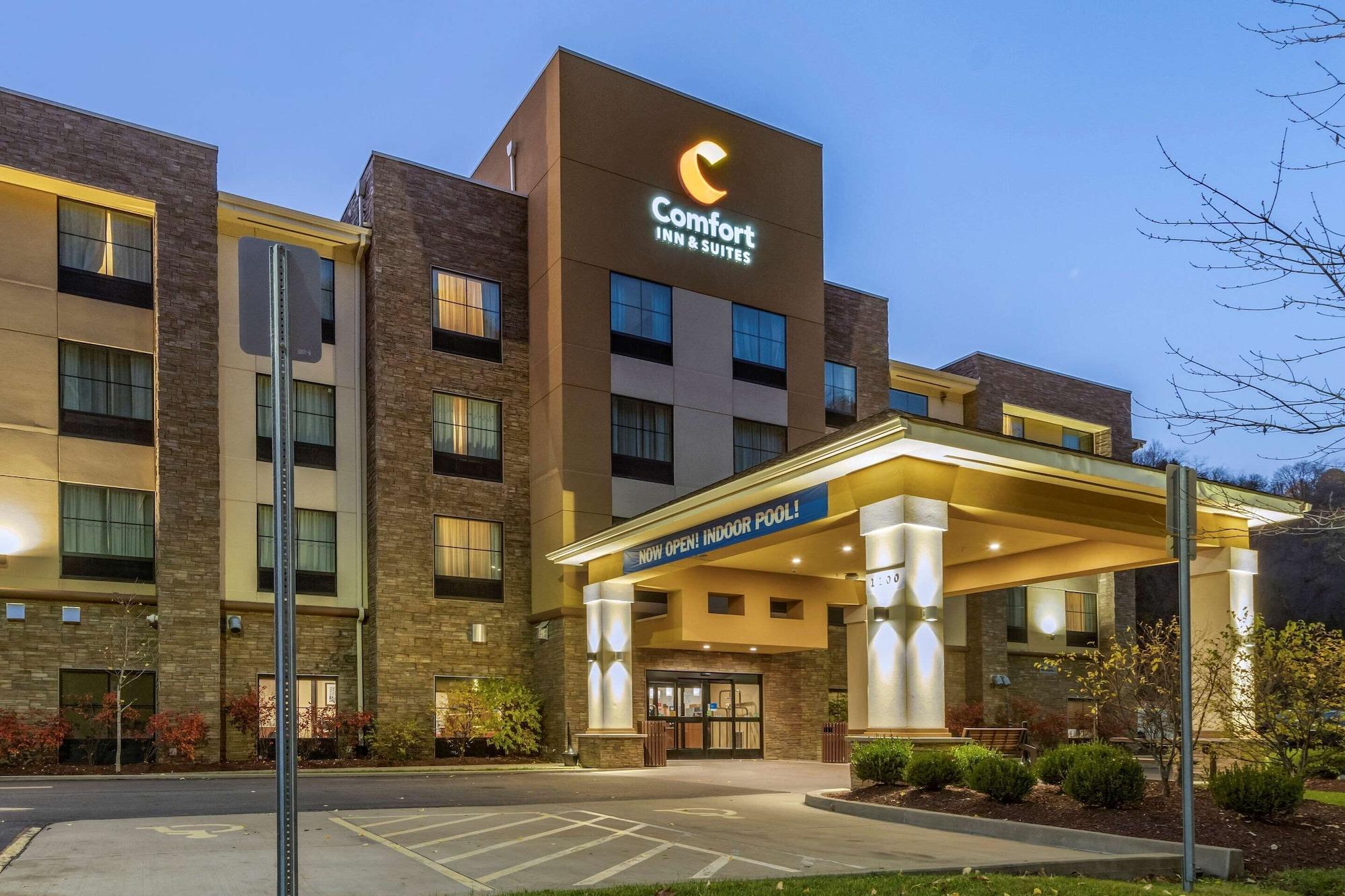 Varios Comfort Inn and Suites