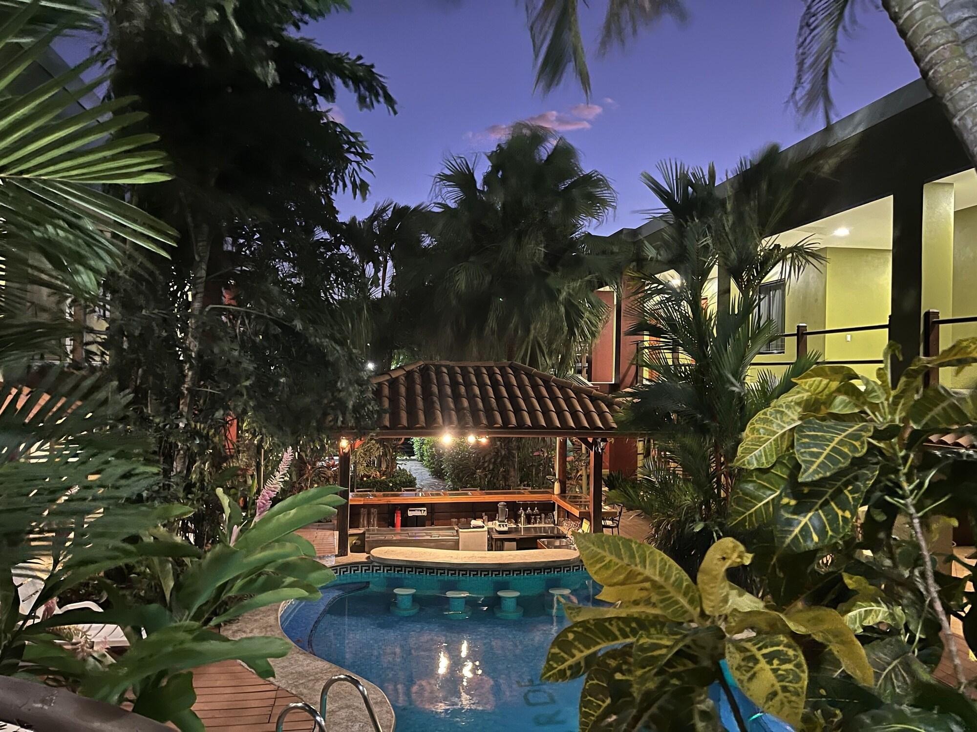 Varios Hotel Boutique Iguana Verde