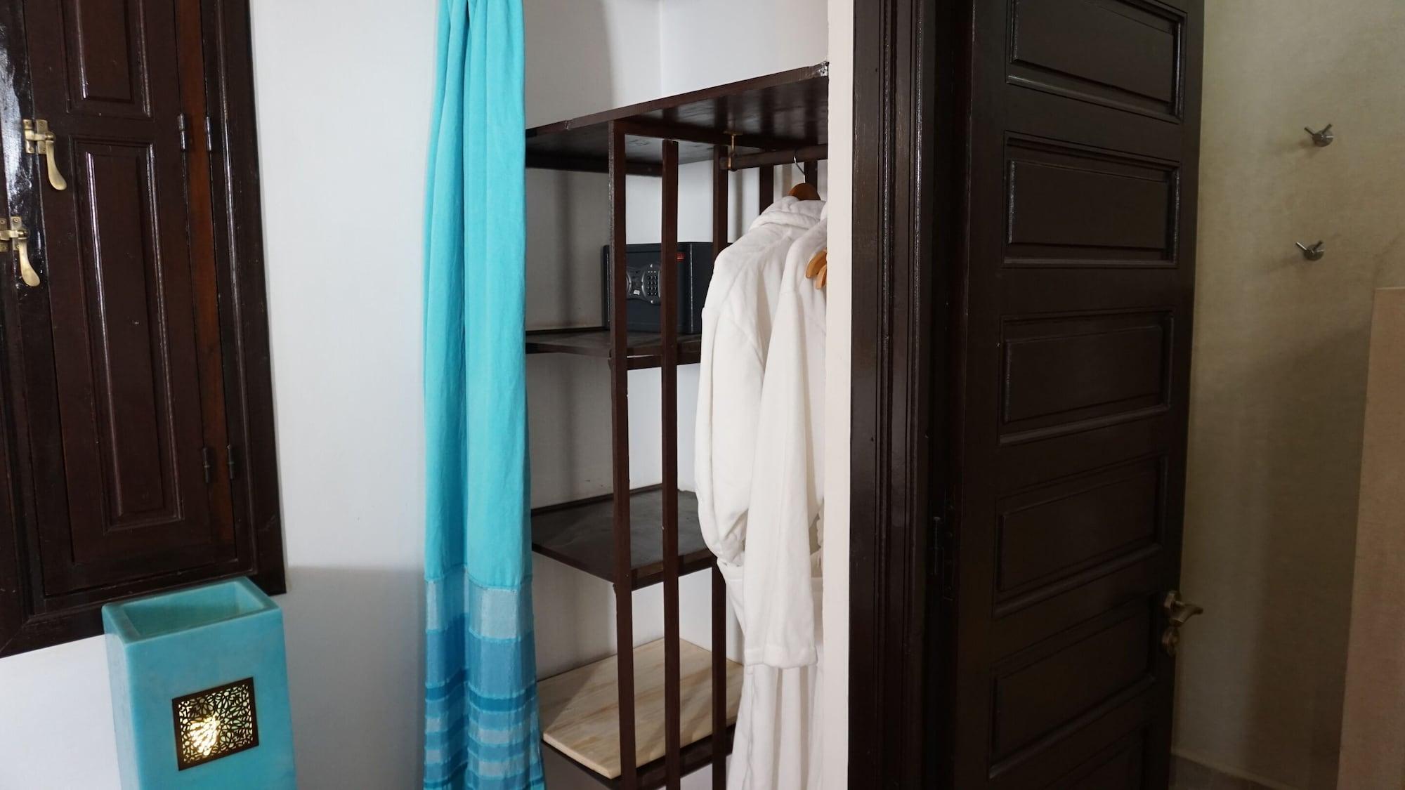 Set de Habitación Riad Kalé Polis