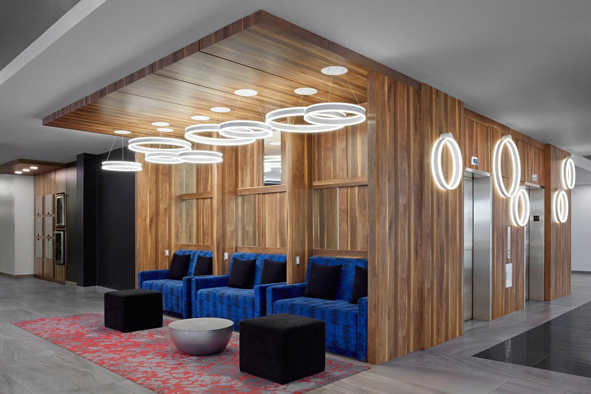Vista Lobby Delta Hotels by Marriott Trois Rivieres Conference Centre
