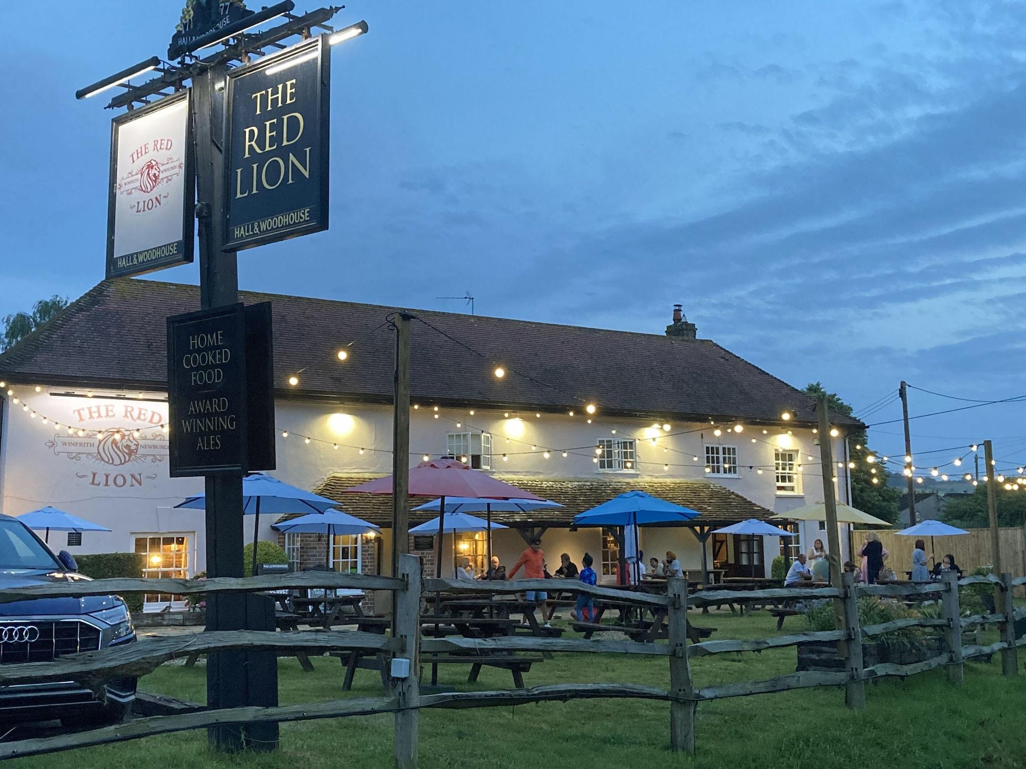 Vista Exterior The Red Lion