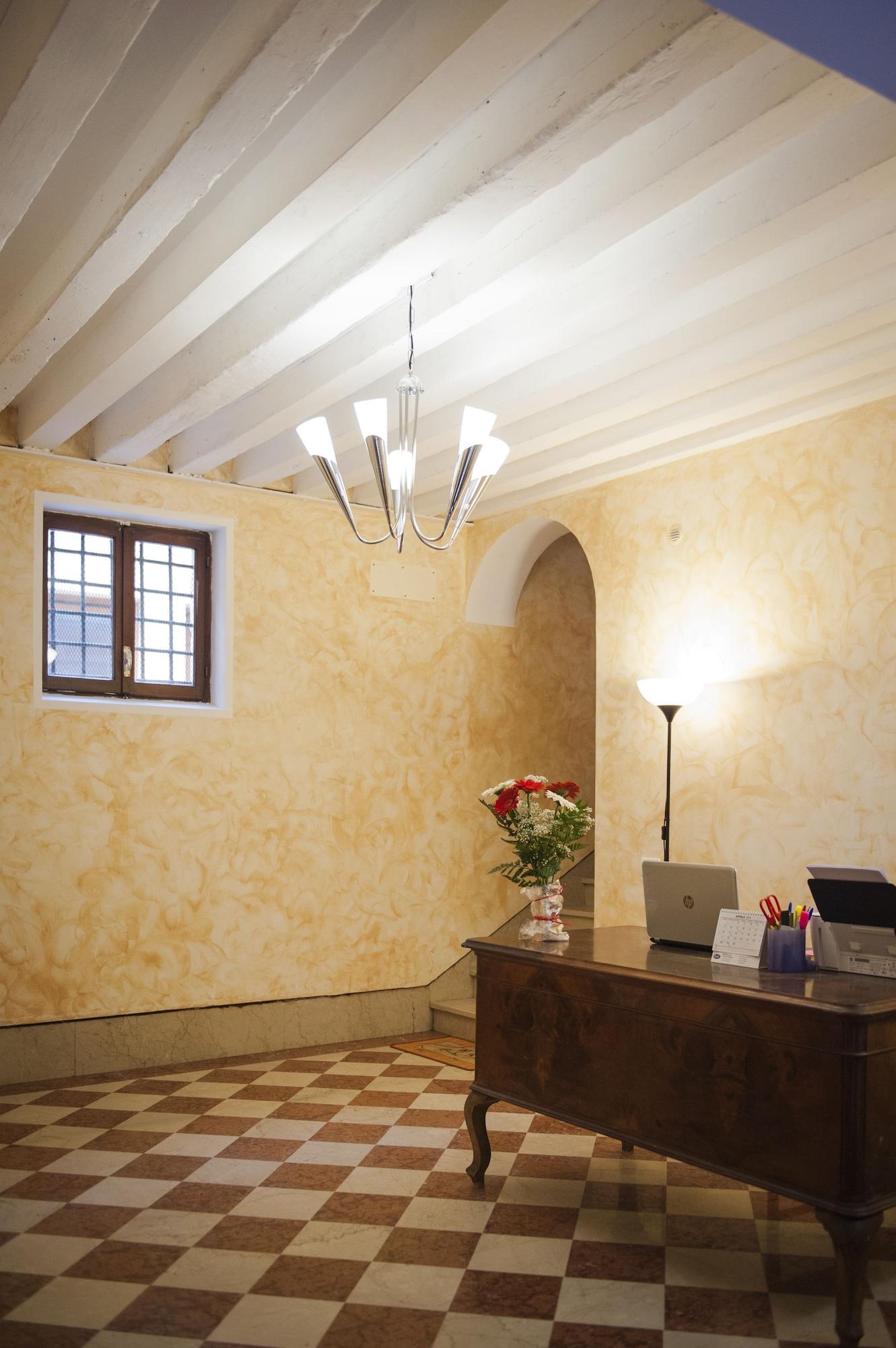 Vista Exterior Porta Orientalis Venice