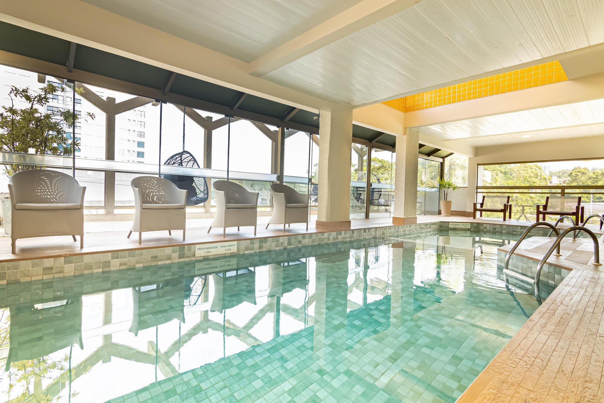 Vista Piscina Mercure Florianópolis